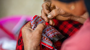How to Identify Authentic Handloom Clothes: A Buyer’s Guide