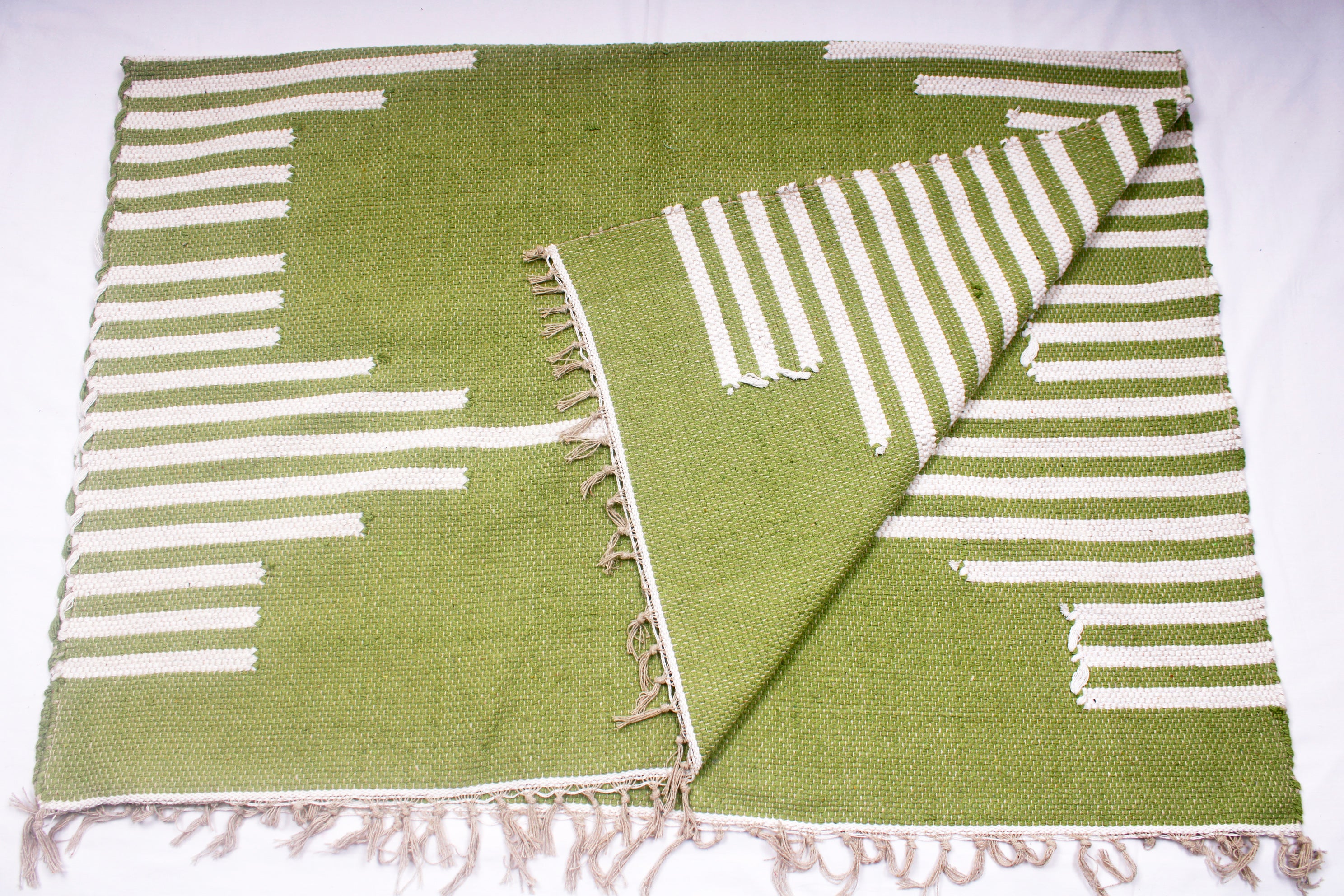Ri Dari Pattern Buy Handloom Dari Online | Handloom Dari, Bed Covers, Bed Sheets, Bed ...