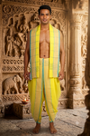 Yellow Dhoti Dupatta with Golden and Cyan Border and Linings in Dupatta