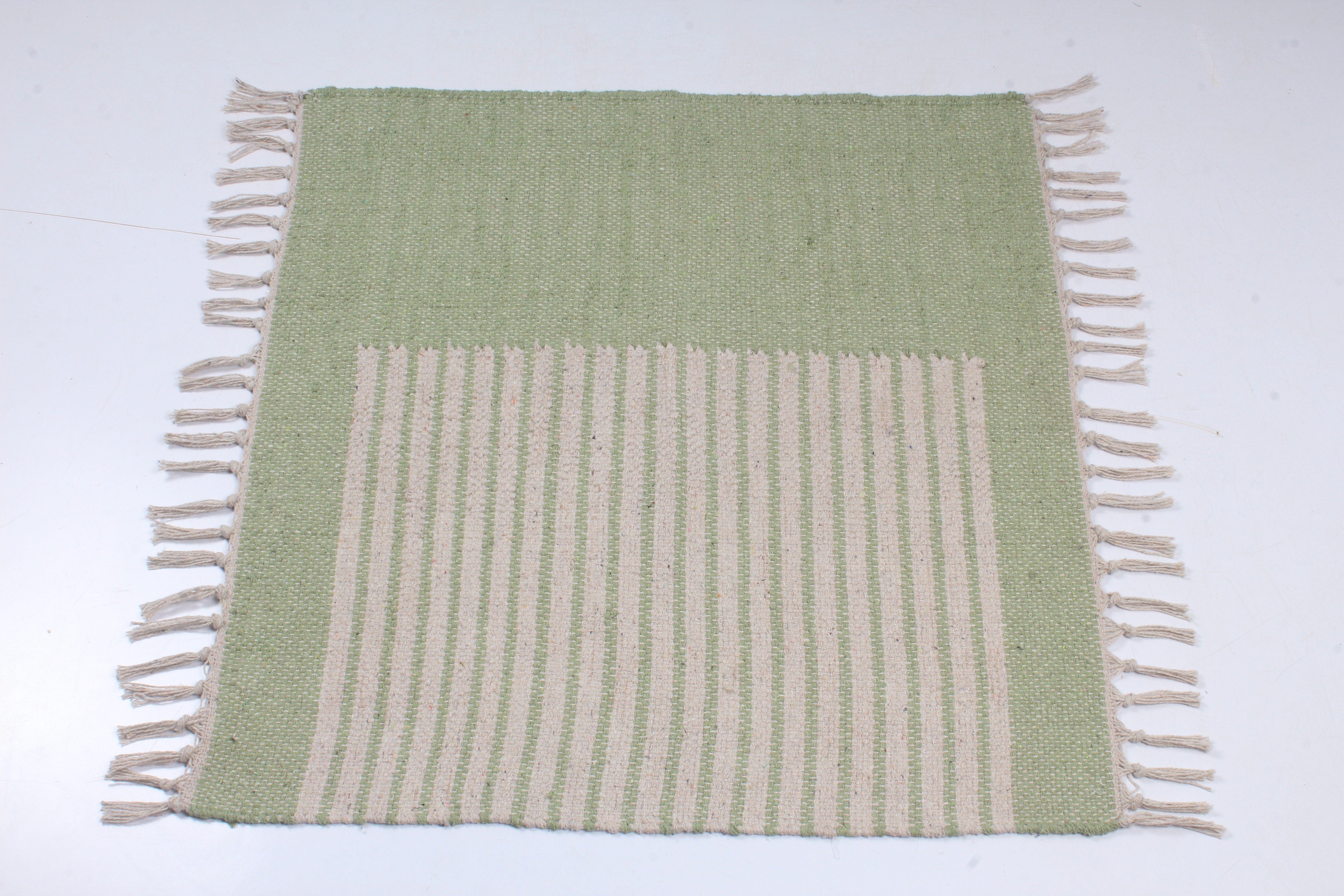 Aasmani Rag Buy Handloom Aasni Online | Handloom Aasni, Yoga Mats, Bed Covers, Bed ...