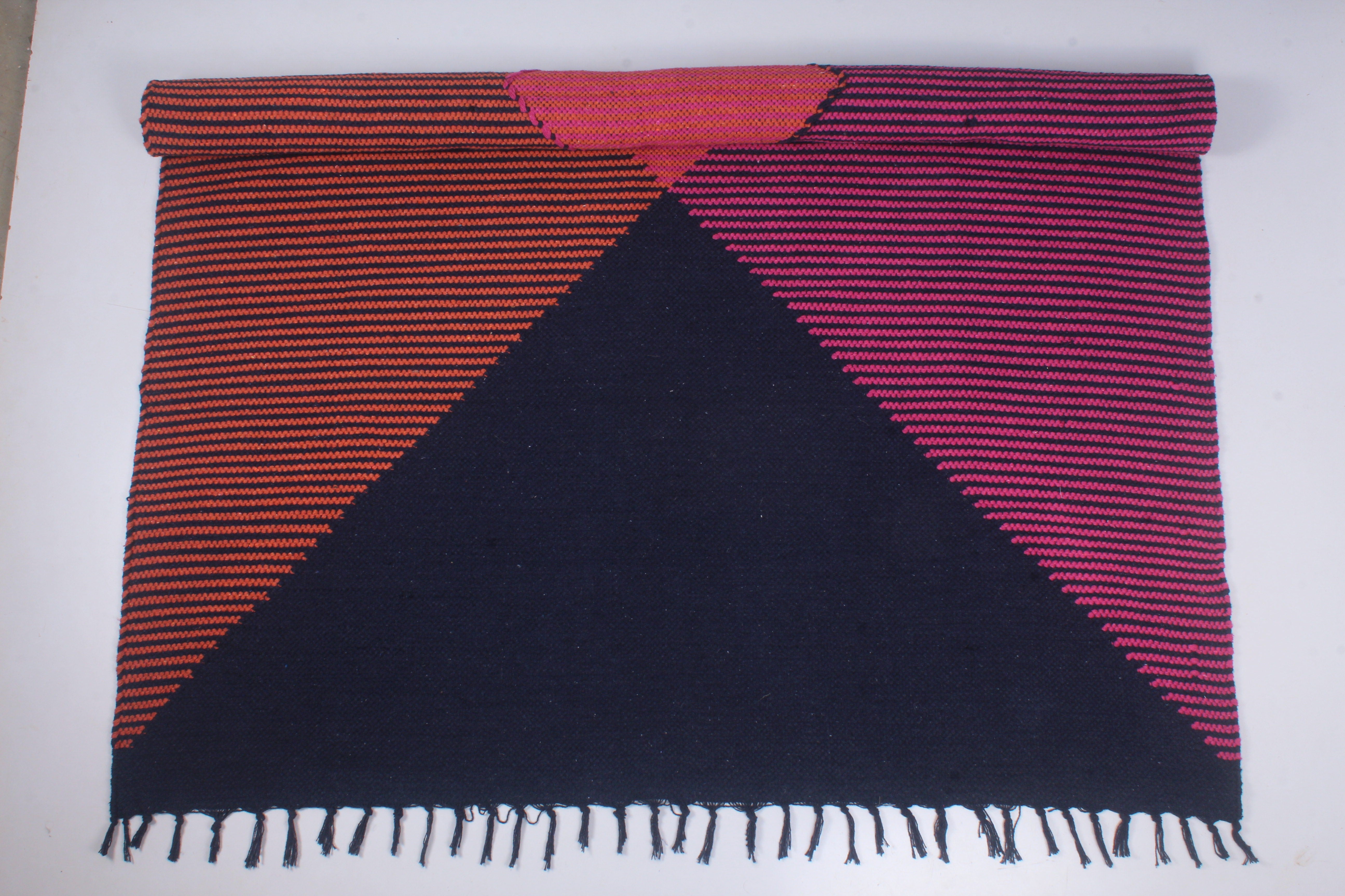 Ri Dari Pattern Buy Handloom Dari Online | Handloom Dari, Bed Covers, Bed Sheets, Bed ...